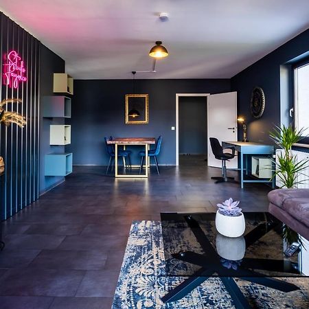 Studio Fayence - Emma, Netflix, Wifi, Workspace Карлсруэ Экстерьер фото