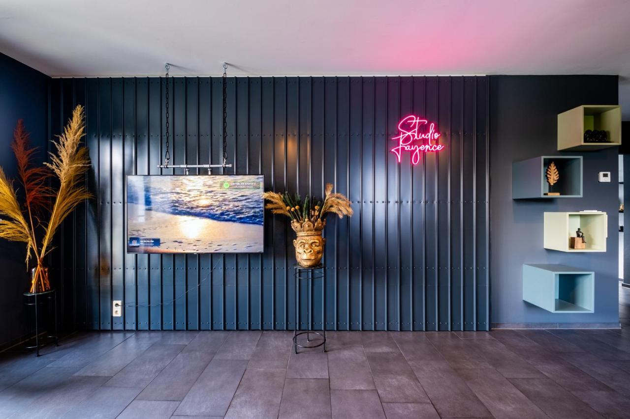 Studio Fayence - Emma, Netflix, Wifi, Workspace Карлсруэ Экстерьер фото